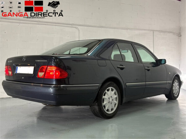 MERCEDES-BENZ 300TD - Imagen 4